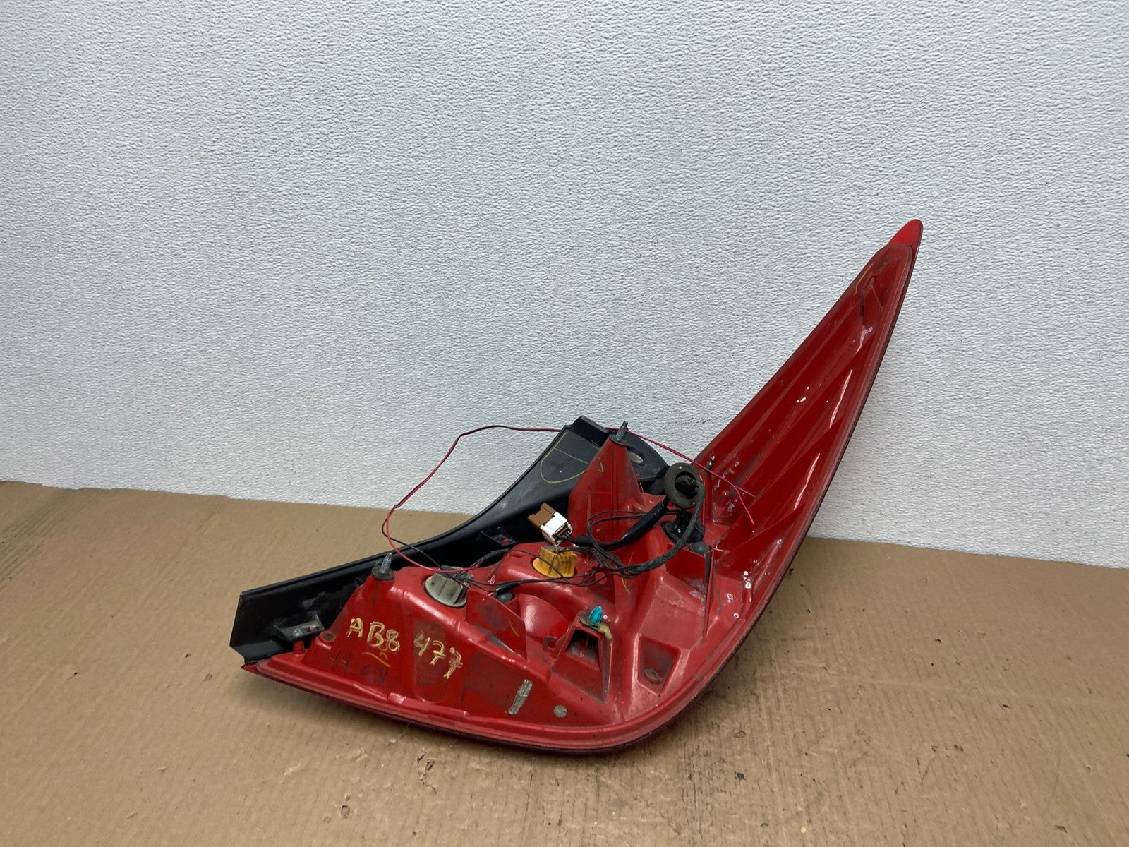 2007 - 2012 Nissan Versa Hatchback Left Driver Side Lh Tail Light AB8477 DW6