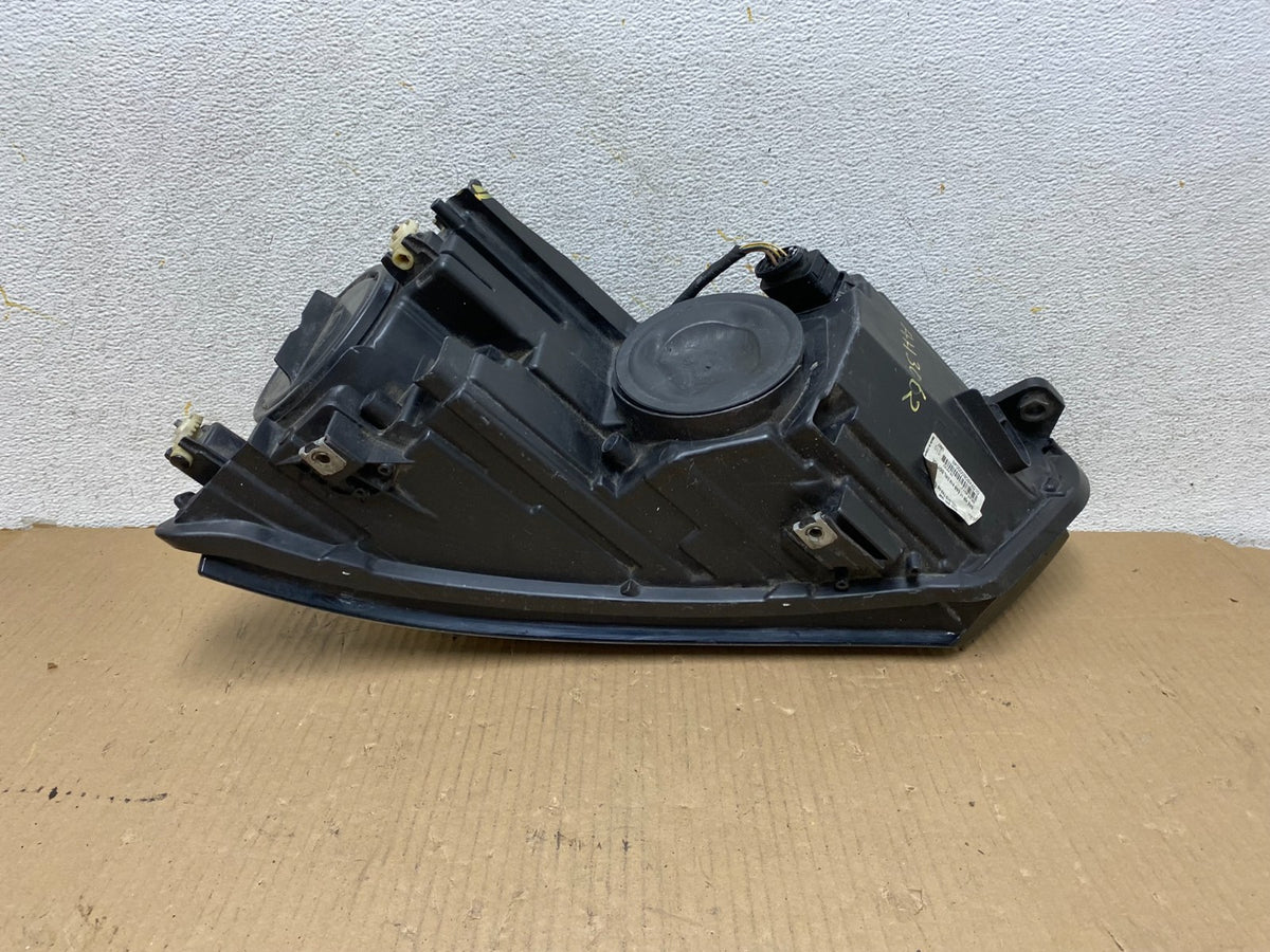 2012 to 2018 Volkswagen Tiguan Right Passenger RH Halogen Headlight AH3062 DW6
