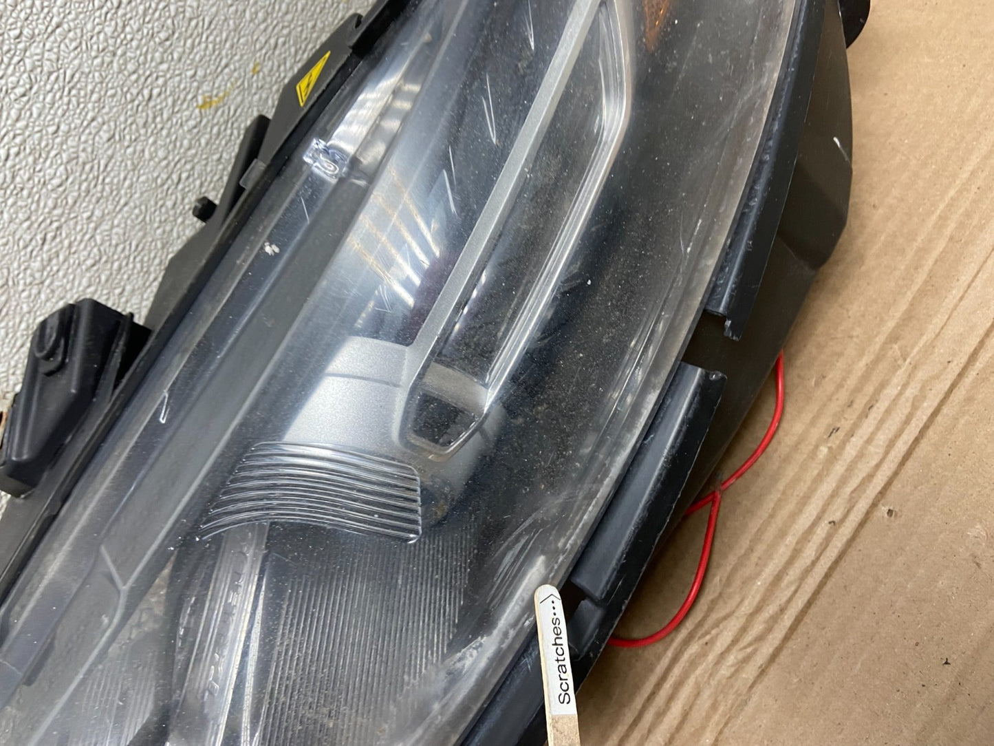 2013 to 2019 Ford Taurus Left Driver LH Side Headlight Xenon HID OEM AB0976 DG3