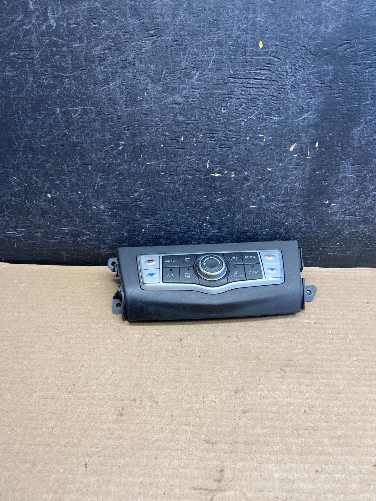 2009 - 2012 Nissan Murano Temperature Climate A/C AC Control Panel ah1554 DG0