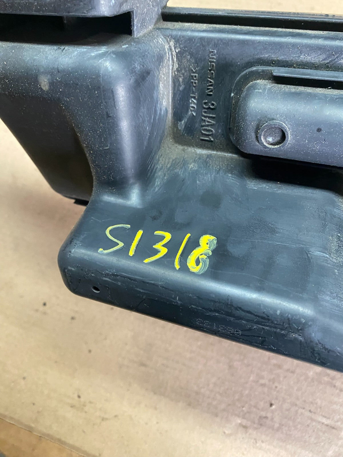 2013-2016 Nissan Pathfinder Upper Air Intake Duct OEM s1318 DG9
