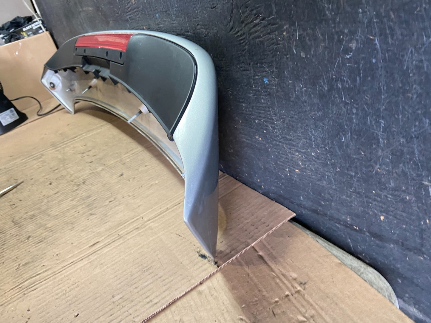 2002 to 2003 Mazda Protege 5 Rear Trunk Wing Spoiler Oem P8511 DG8