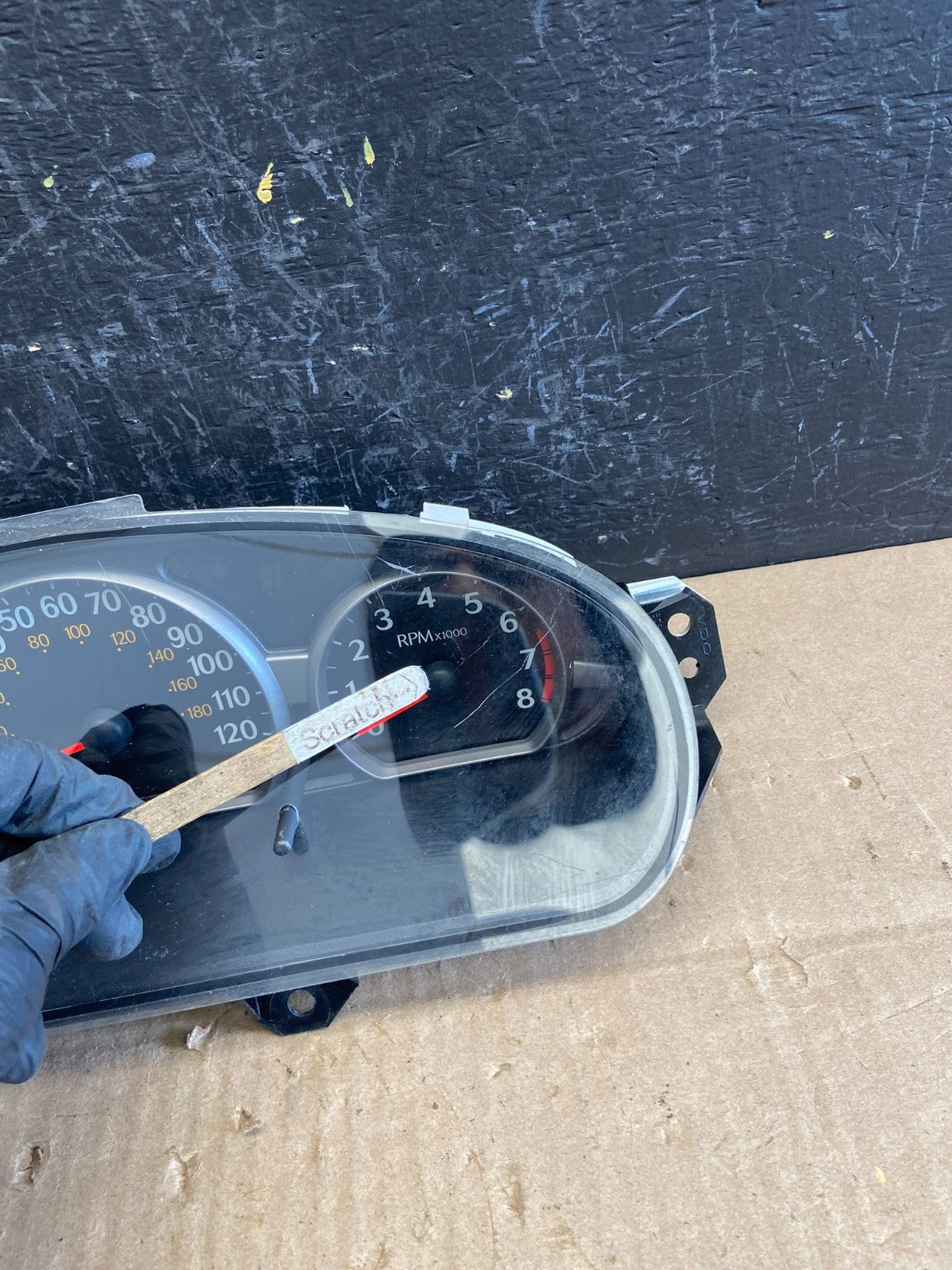 2003 - 2004 Saturn Ion Speedometer Cluster Gauge Oem AB9860 DG1