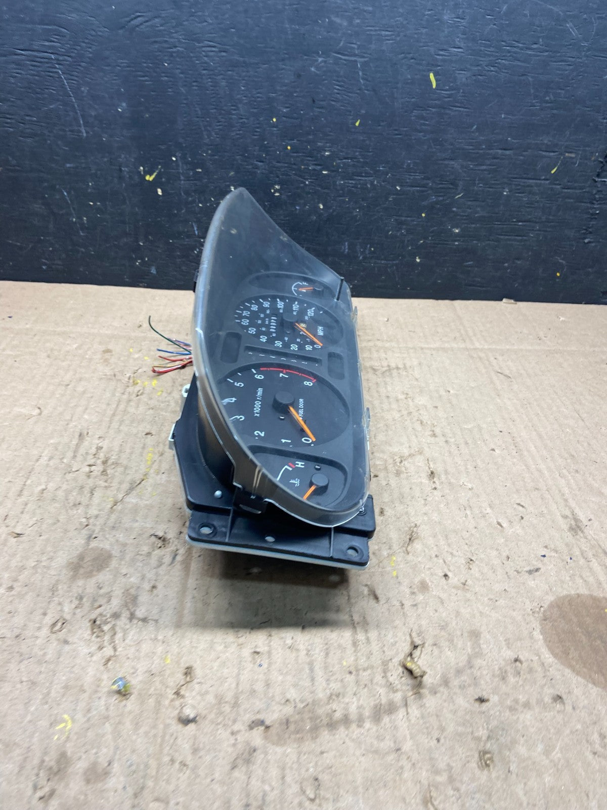 1998 to 1999 Isuzu Rodeo Speedometer Cluster Gauge OEM P7678 DG2
