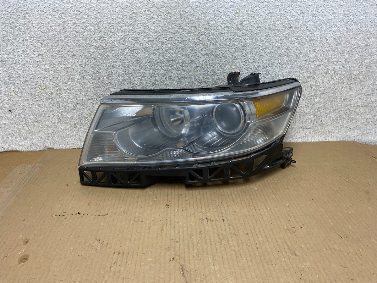 2006 to 2009 Lincoln MKZ Zephyr Left Driver Headlight Halogen AH3058 DW0