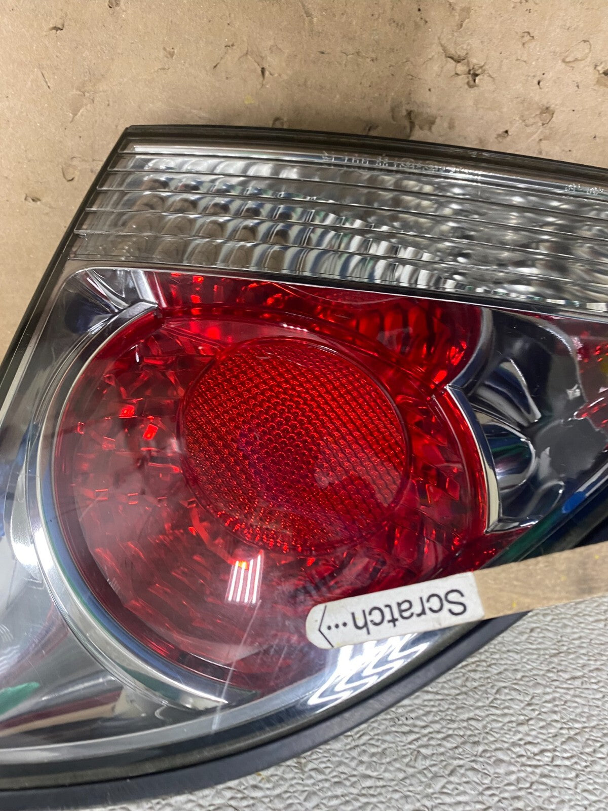 2000-2003 Lexus RX300 Right Passenger Side Rear Inner Tail Light G7057 KC3