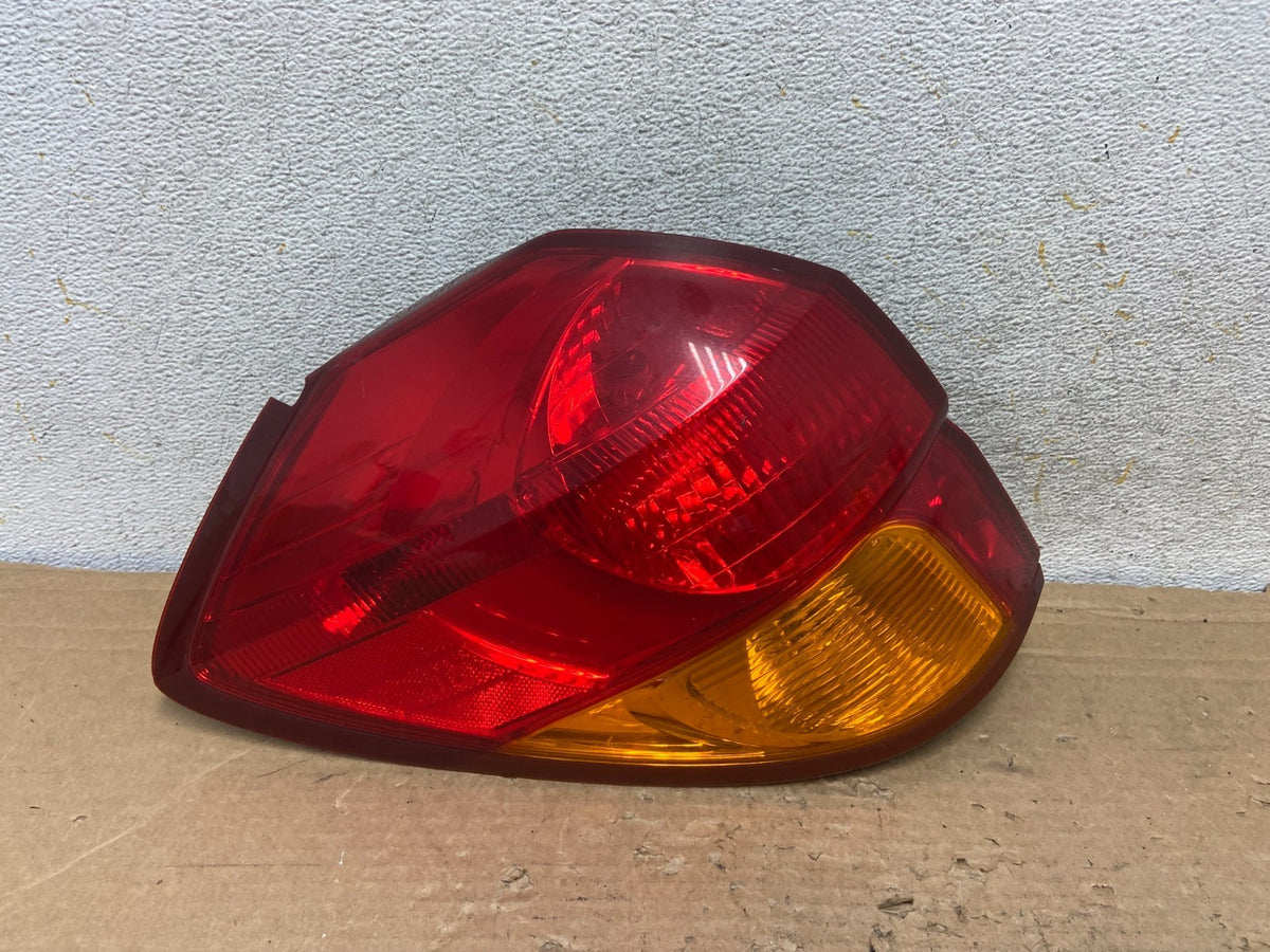 2005 2006 2007 Subaru Legacy Left Driver LH Side Tail Light AH9179 DG0
