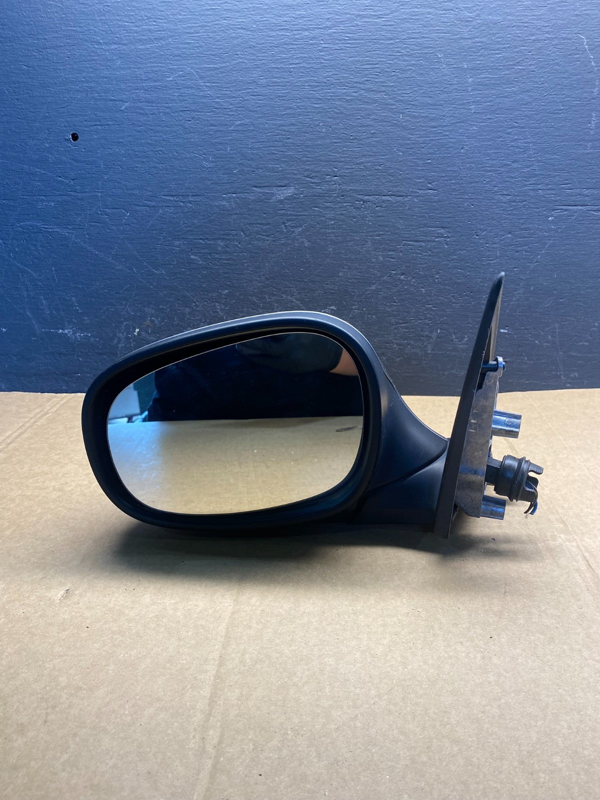 2009 to 2011 BMW 328i 335i Left Driver Lh Side View Door Mirror AC7129 DG7