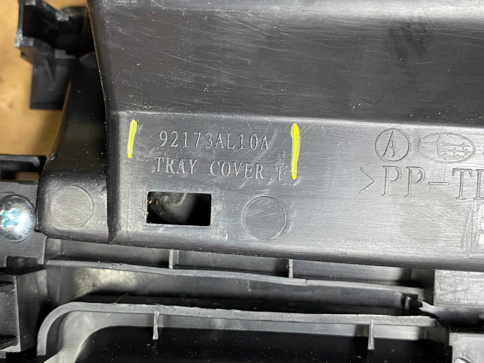 2010-2014 Subaru Outback Legacy Console Shifter Trim Bezel Cup Holder AC9203 DG5