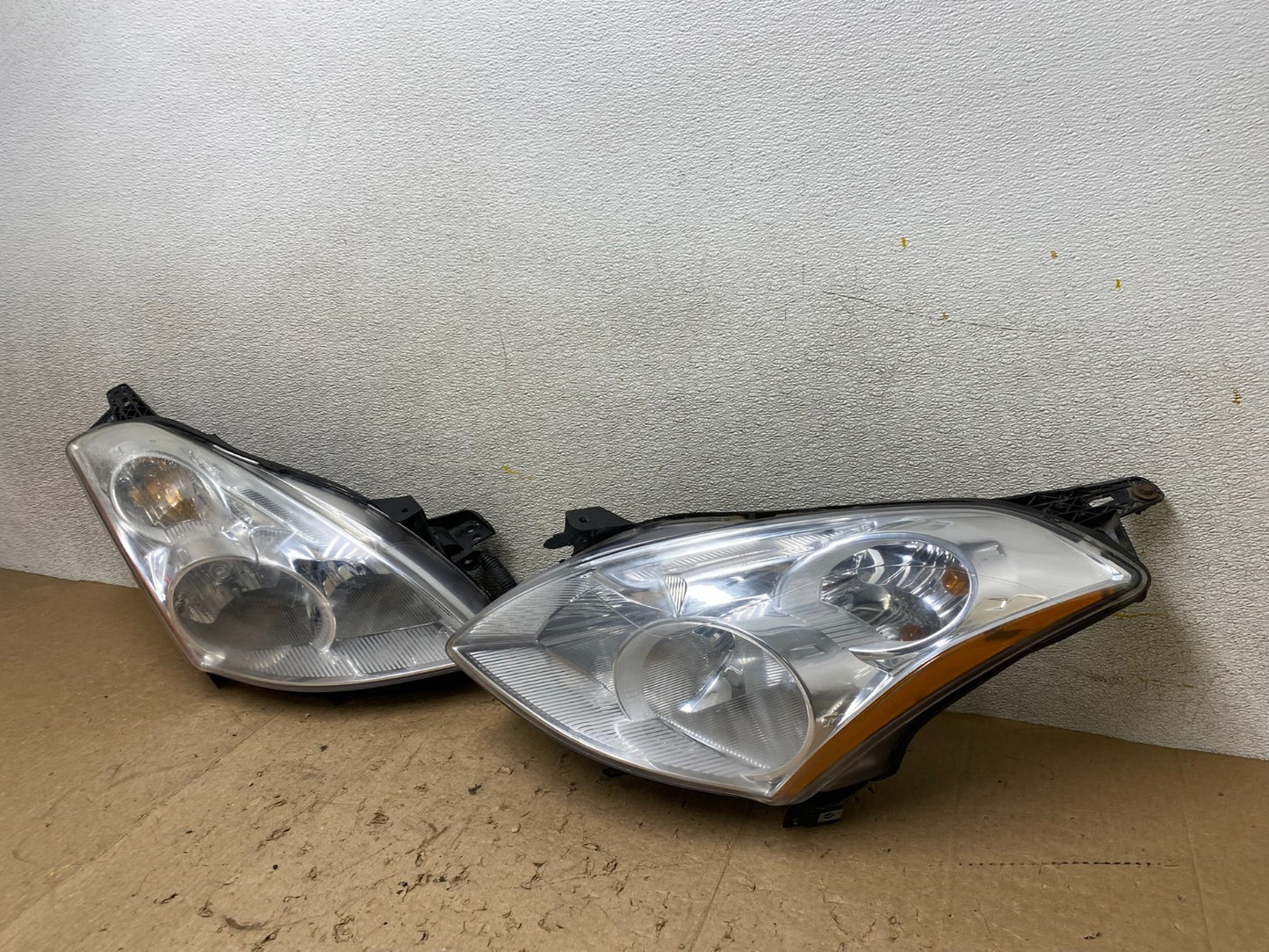 Sedan 2010 2011 2012 Nissan Altima Headlights Halogen Left+Right Side X2533 DW1
