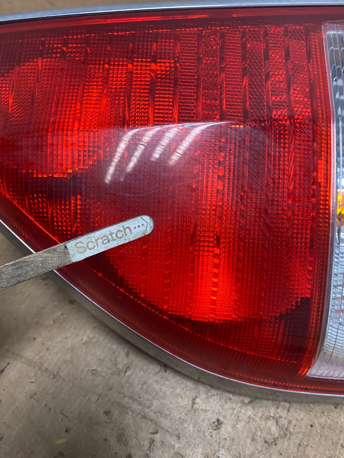 2002 to 2003 Mitsubishi Diamante Left Driver LH Side Tail Light OEM T0864 DW3