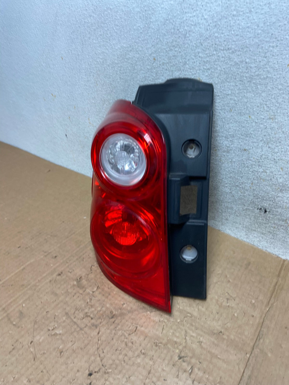2010 to 2015 Chevrolet Equinox Left Driver Lh Side Tail Light AI5539 LK1
