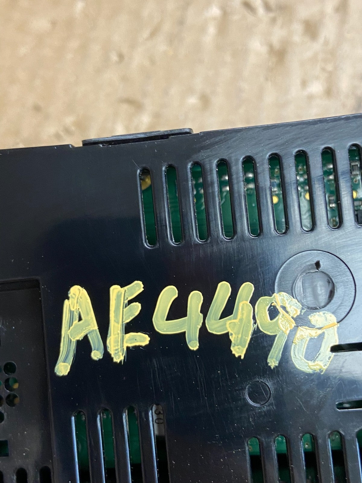 2010 - 2014 Subaru Outback Legacy A/C Heater Climate Control Unit AE4490 DW6