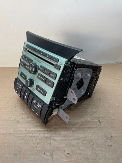 2009 to 2011 Honda Pilot AM FM CD Audio Radio Player Climate Control AI0500 DG2