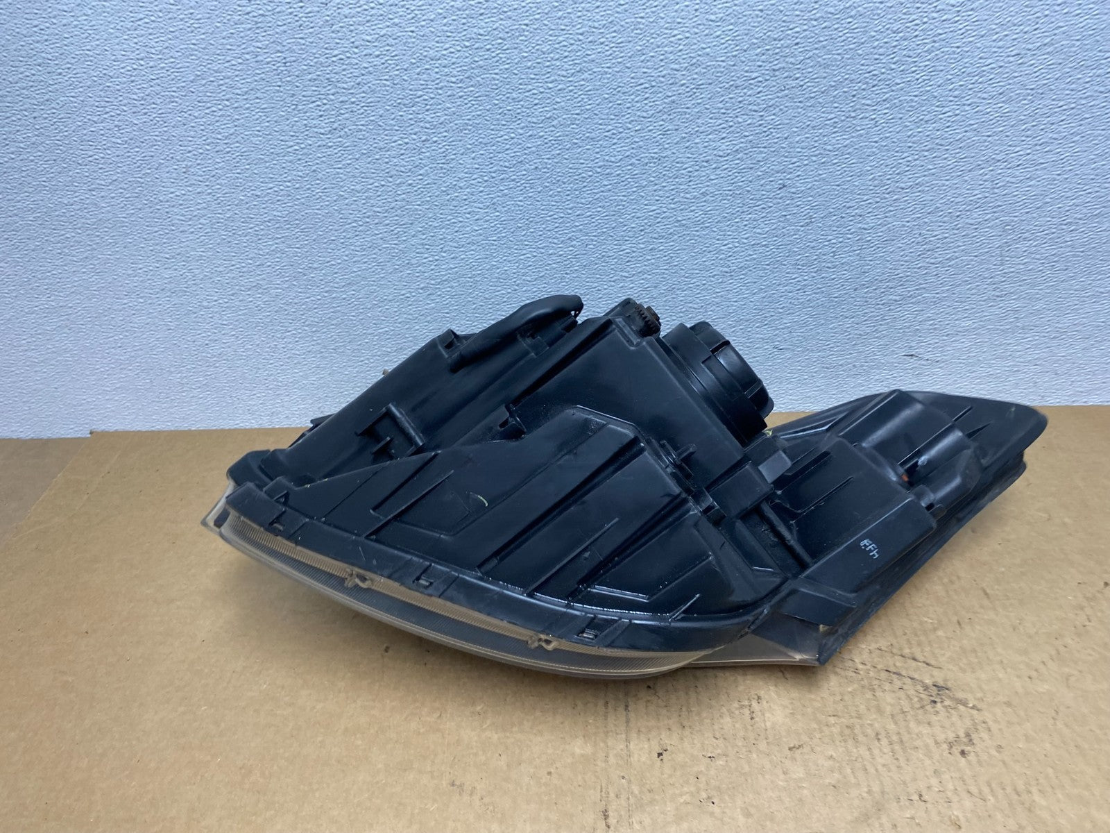 2010 - 2011 Kia Soul Right Passenger RH Headlight Halogen Oem AC1842 DW10