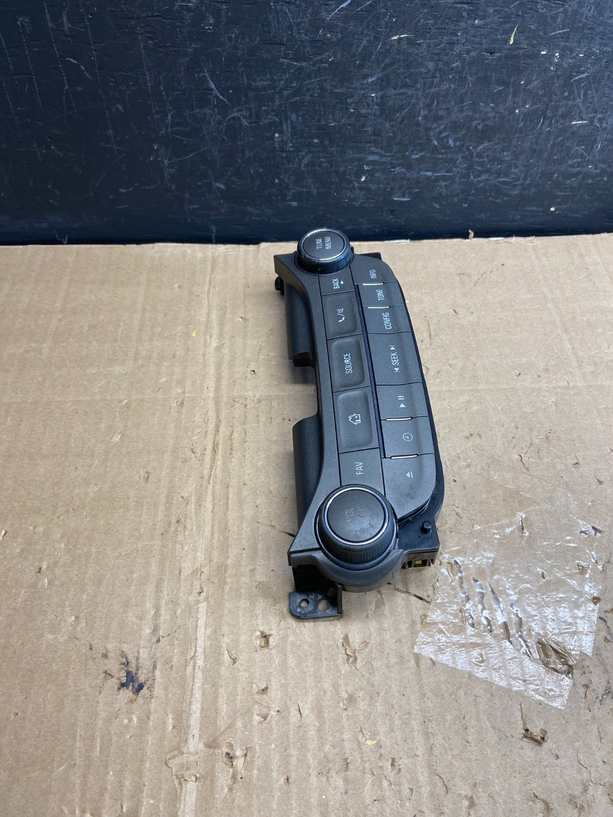2013 2014 2015 Chevrolet Malibu AM FM Radio Control Panel ae1817 DG1