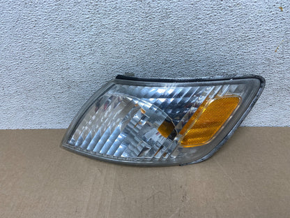 2000 to 2001 Lexus ES300 Left Driver LH Side Turn Signal AF5805 DW0