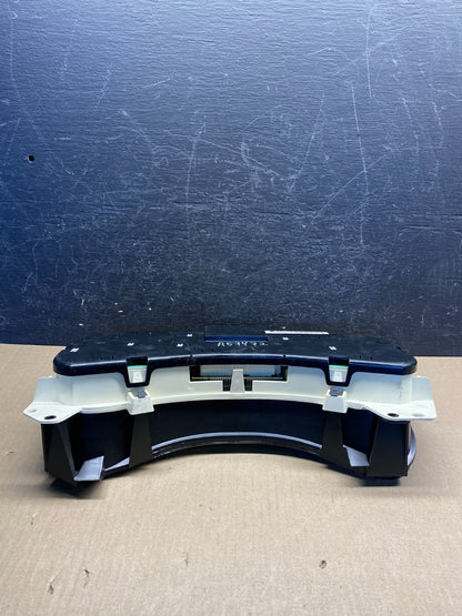 2002 GMC Yukon Speedometer Cluster Gauge AG7472 DG4