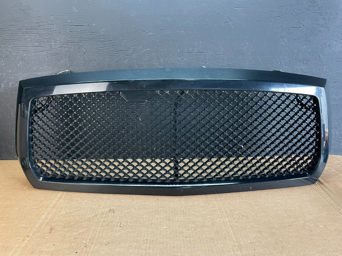 2005 to 2007 Dodge Dakota Chrome Front Upper Grill Grille Aftermarket AE8419 DG0