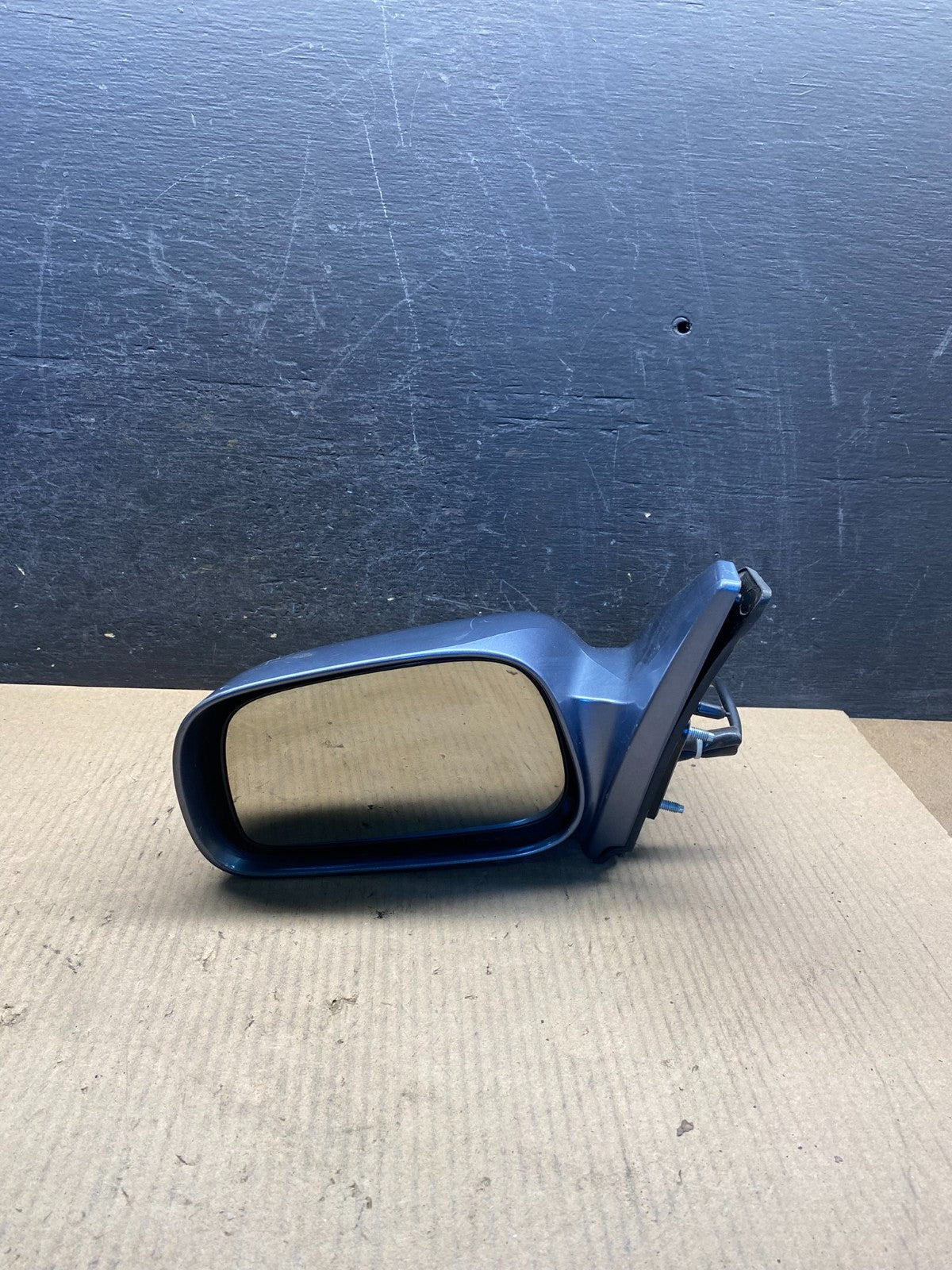 2003 to 2008 Pontiac Vibe Left Driver LH Side View Door Mirror AH4560 DW9
