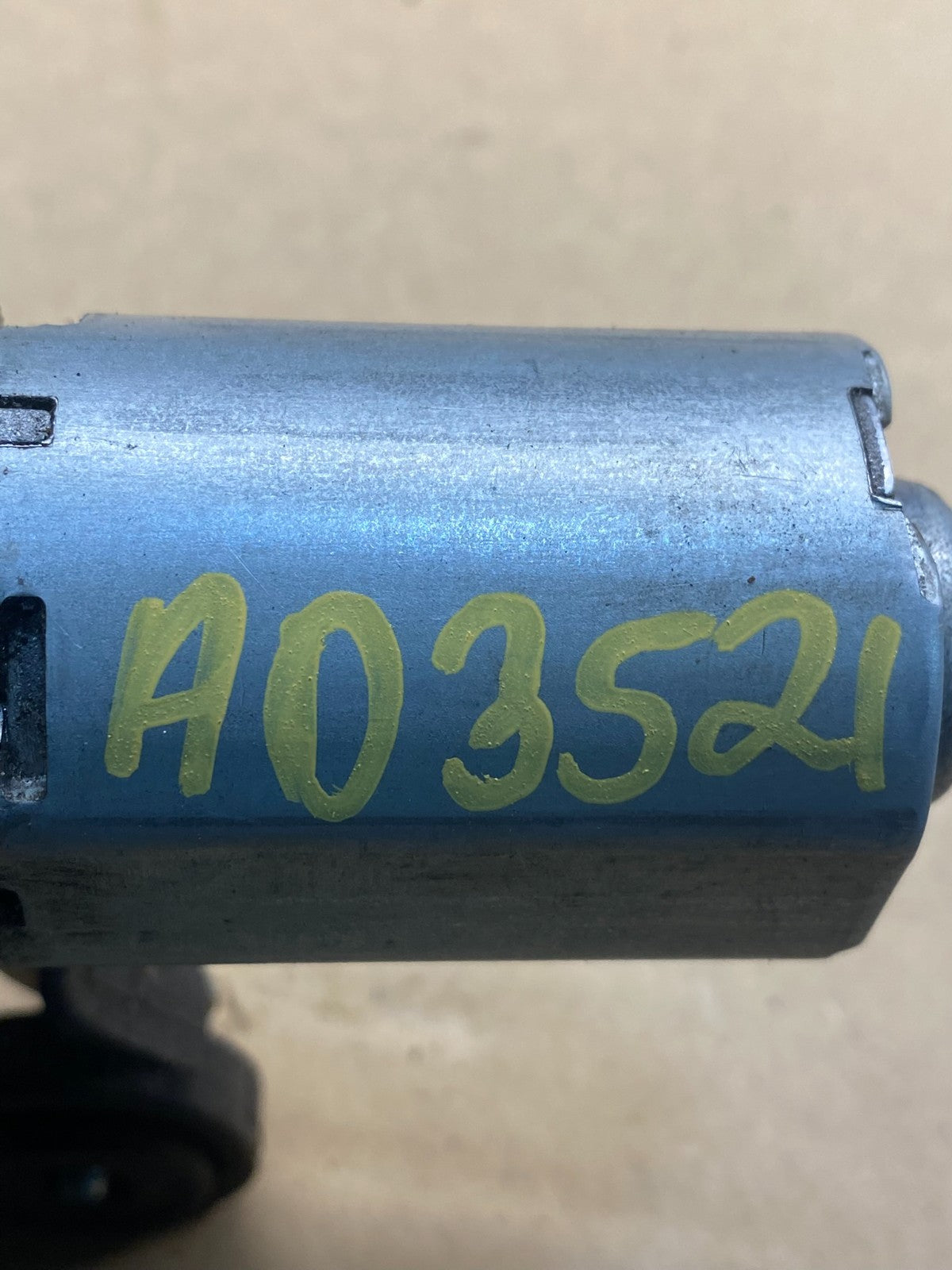 2012 - 2017 Hyundai Veloster Rear Glass Windshield Wiper Motor ad3521 DG7