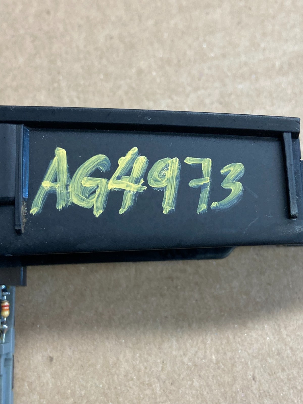 2006 - 2012 Kia Sedona Entourage Front Wiper Switch ESC OFF AG4973 DG5