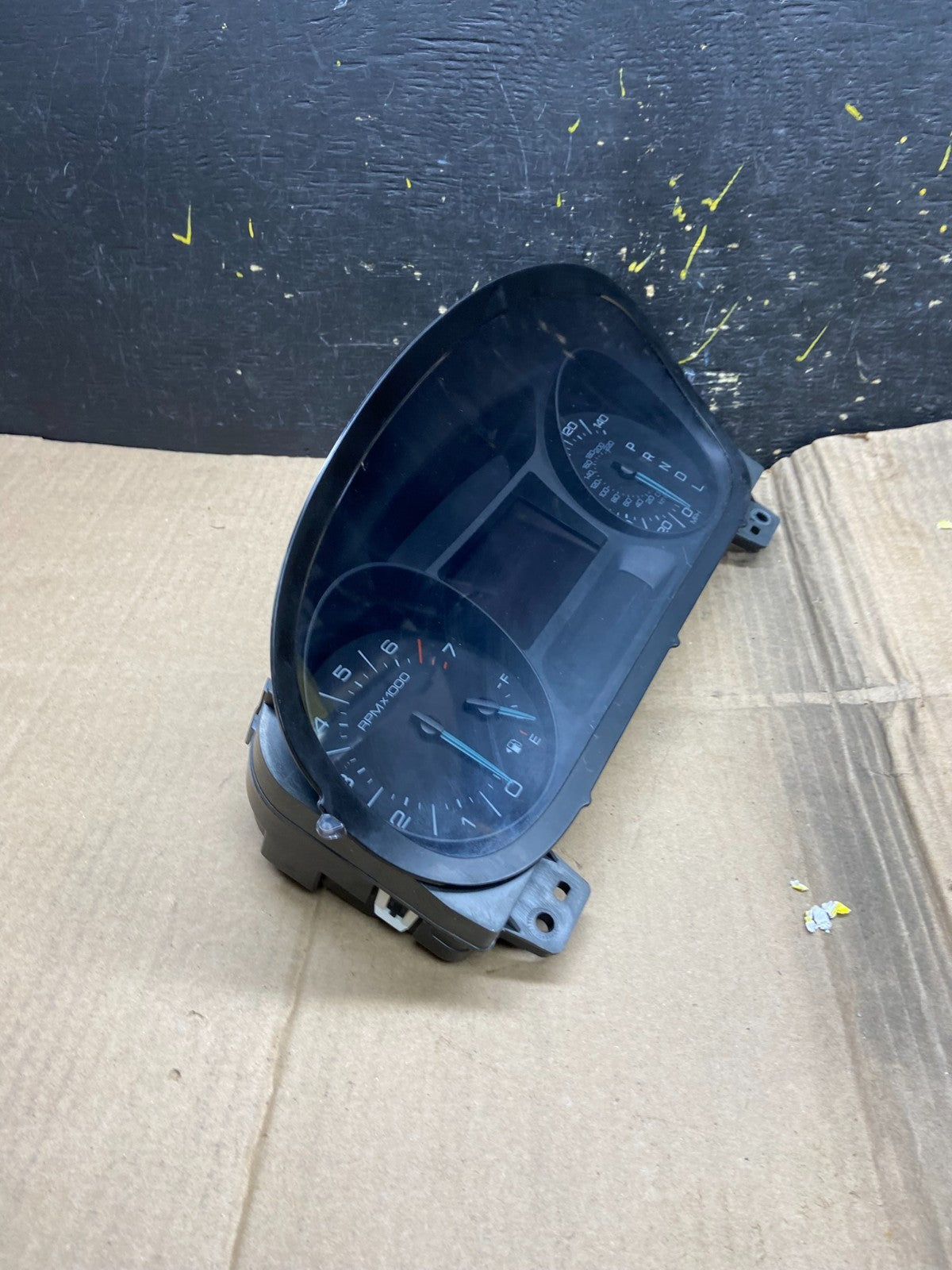 2011 Ford Edge Gauge Speedometer Cluster OEM X1693 DG1