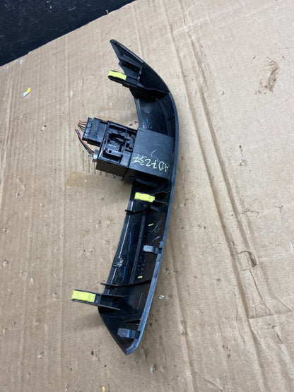 2004 to 2010 Toyota Sienna Right Side Radio Switches Bezel Trim ad7237 DG2