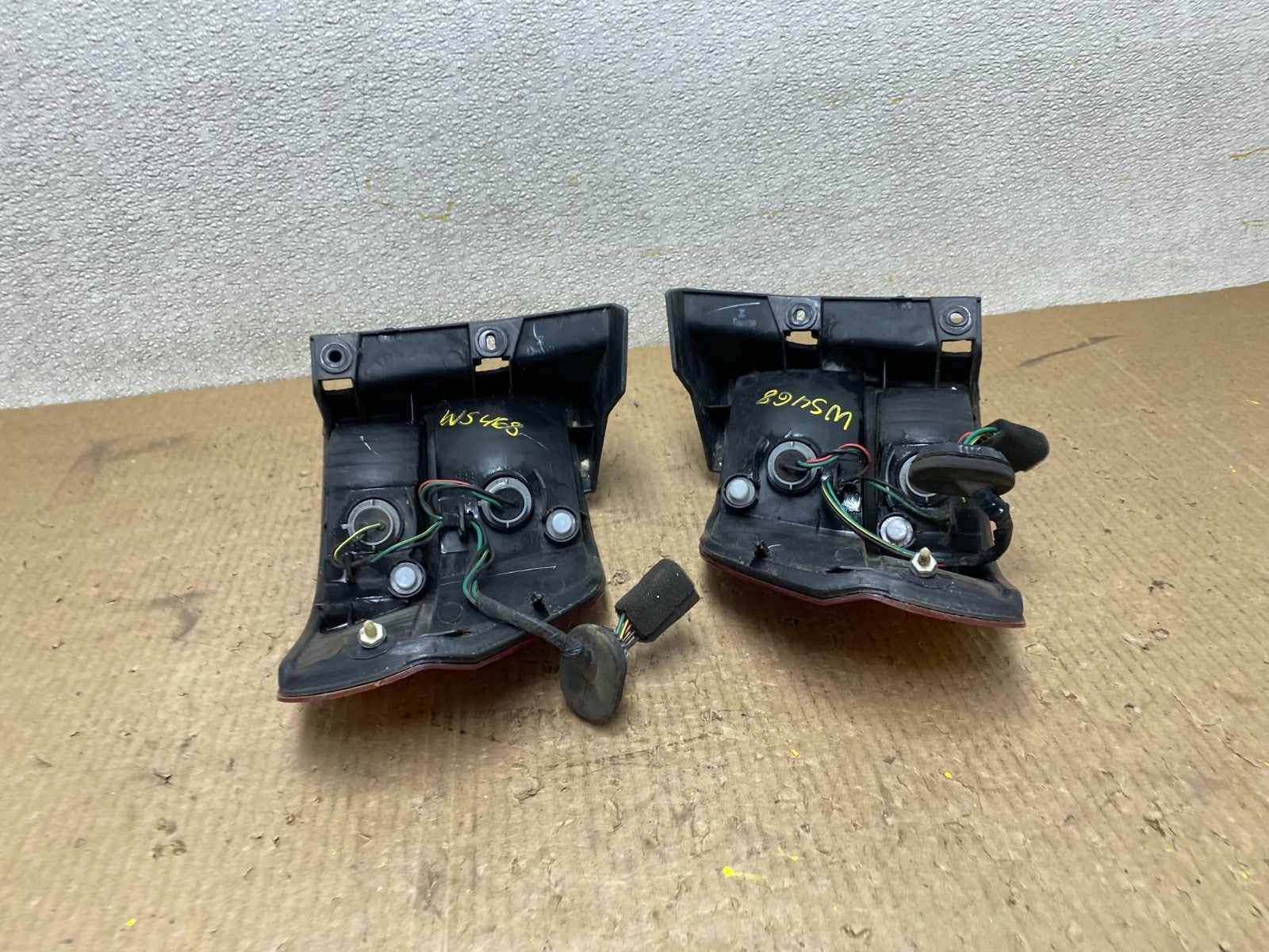 2002 2003 2004 Honda Odyssey Left+Right Side Tail Lights W5468 DW9