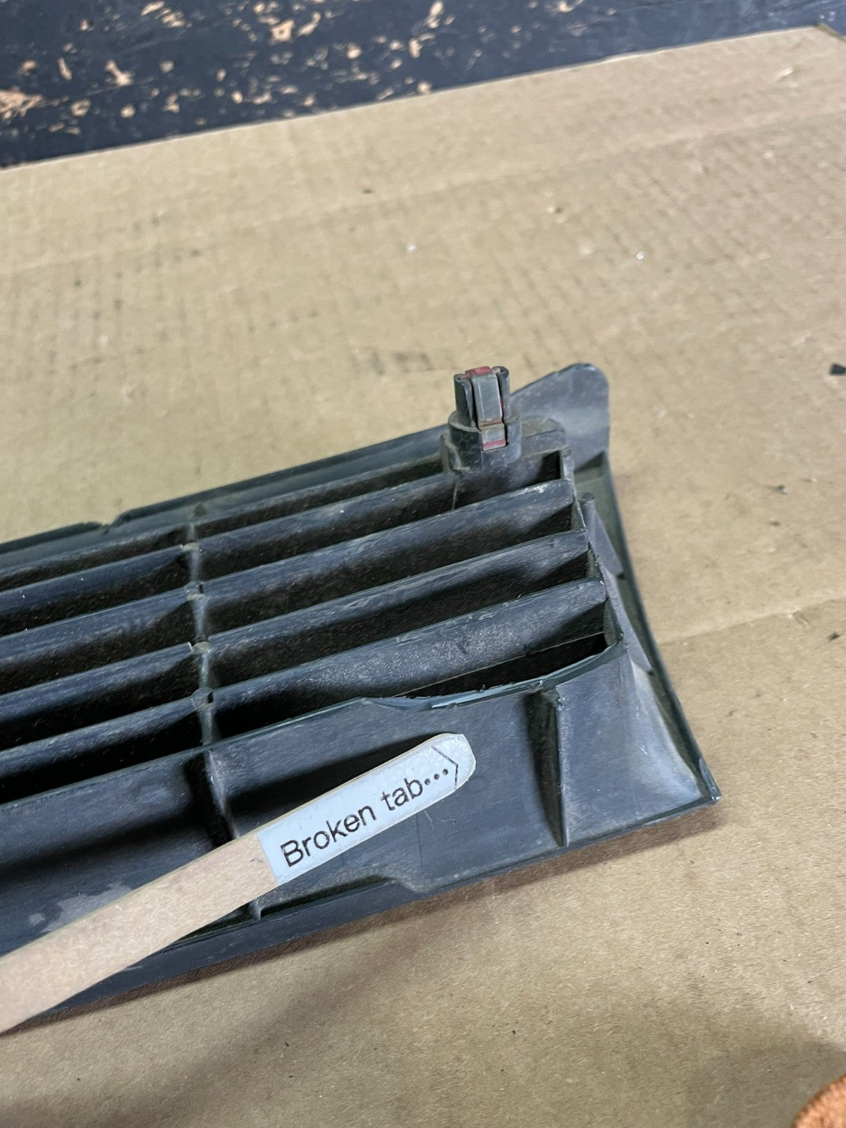 1991 Toyota Corolla Front Upper Grill Grille Oem AA8956 DG8