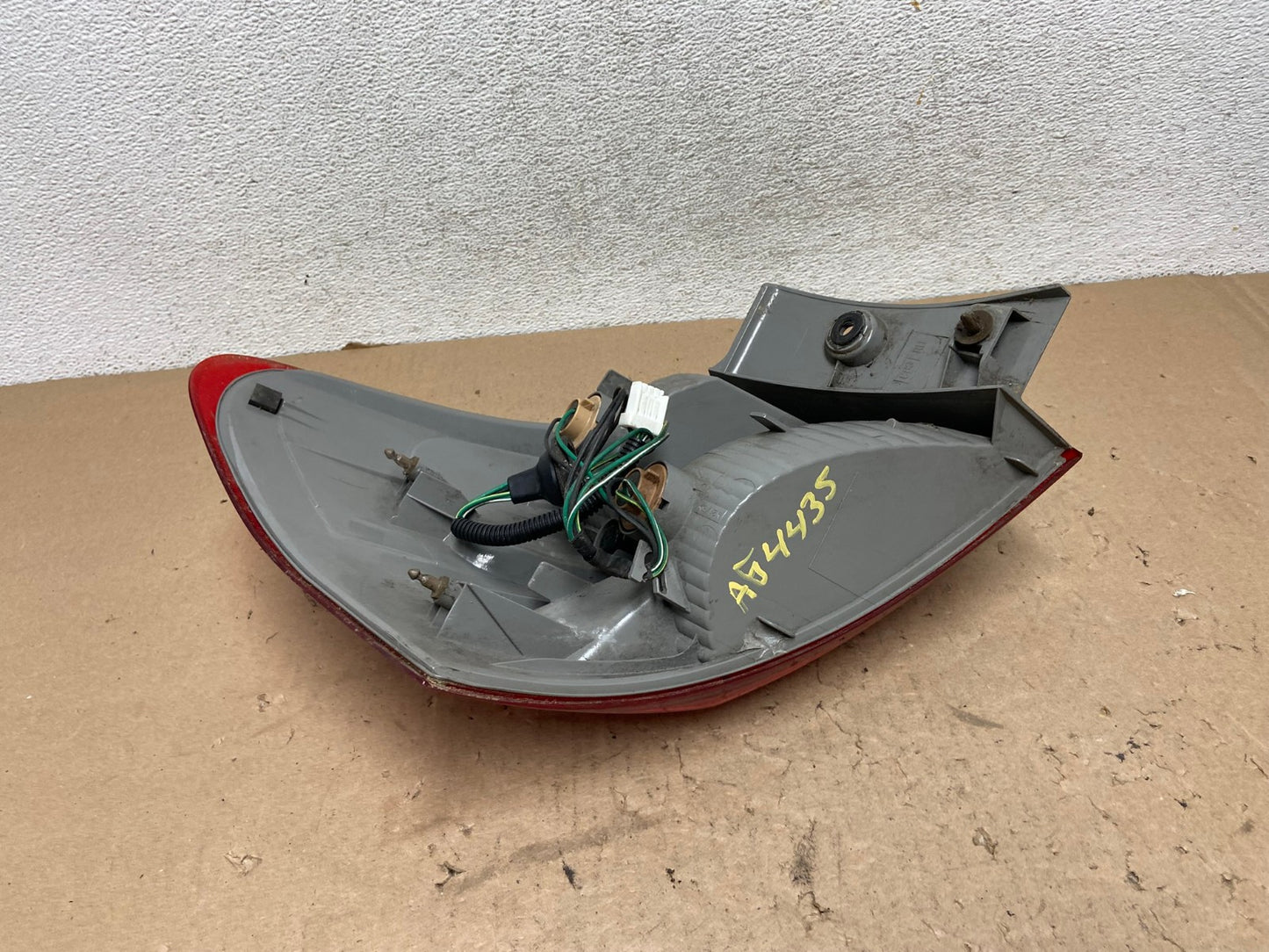 2008 to 2015 Nissan Rogue Right Passenger Rh Side Tail Light AG4435 LK5