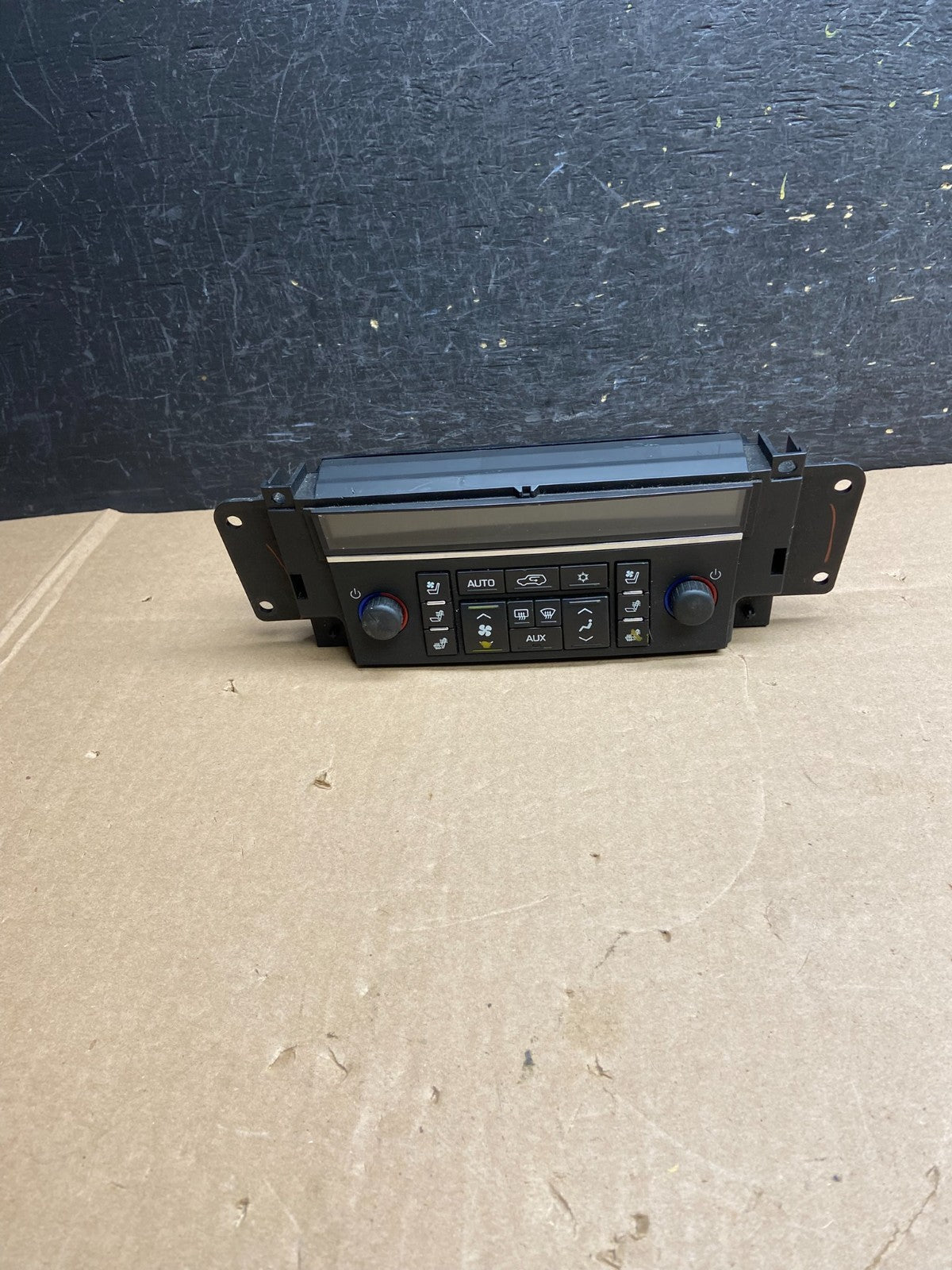 2007 to 2011 Cadillac Escalade AC Heater Climate Control Panel ai6262 DG0