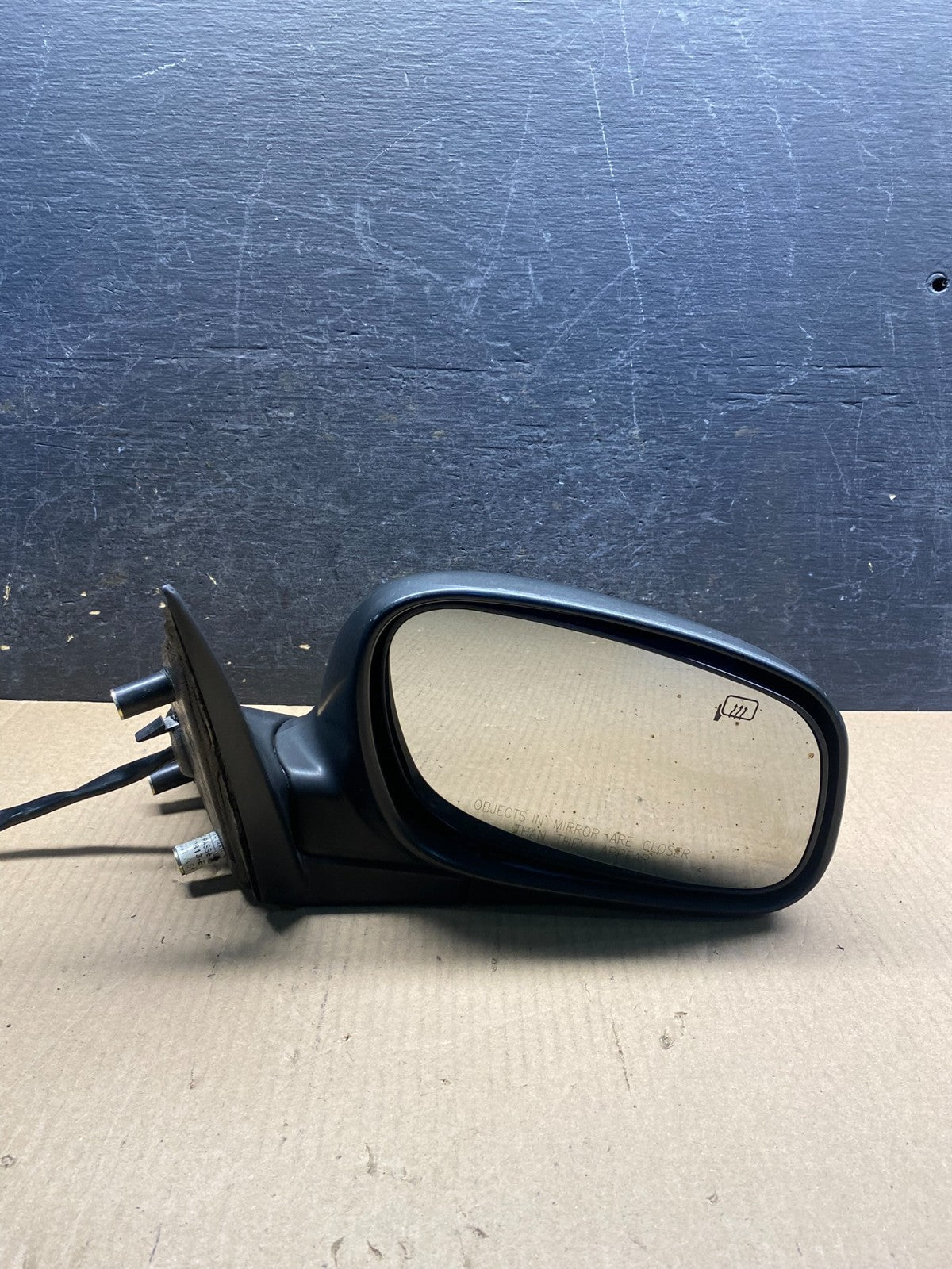 2004 to 2011 Lincoln Town Car Right Passenger View Heated Door Mirror AH3264 DG9