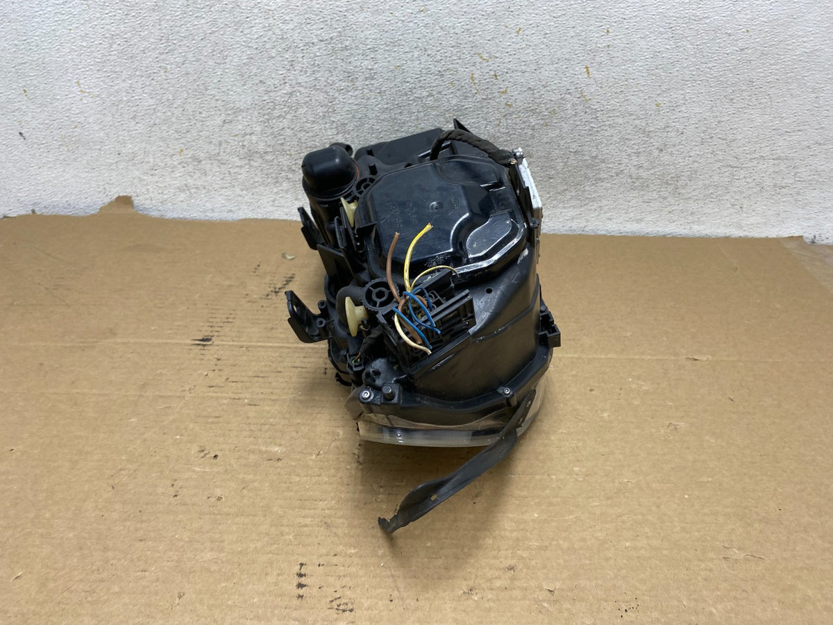 2002 to 2005 BMW 7 Series 745i Xenon Left Driver LH Headlight AH7920 DW8
