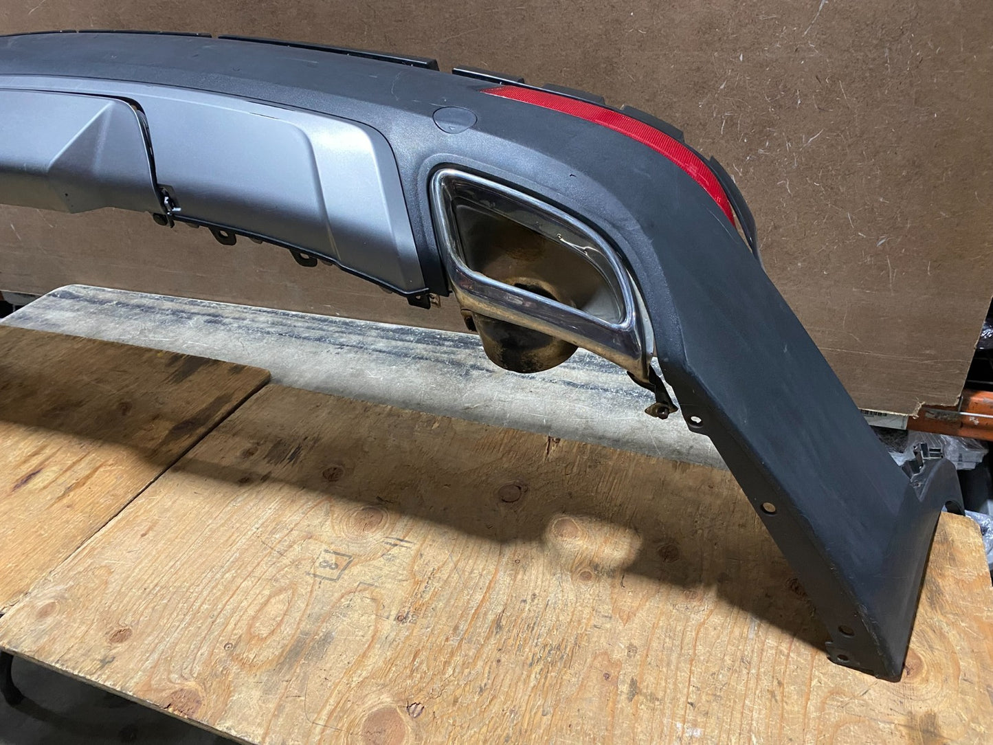2013 to 2016 Hyundai Santa Fe XL Bumper Cover wo/ Park Sensor Y6360 PS3