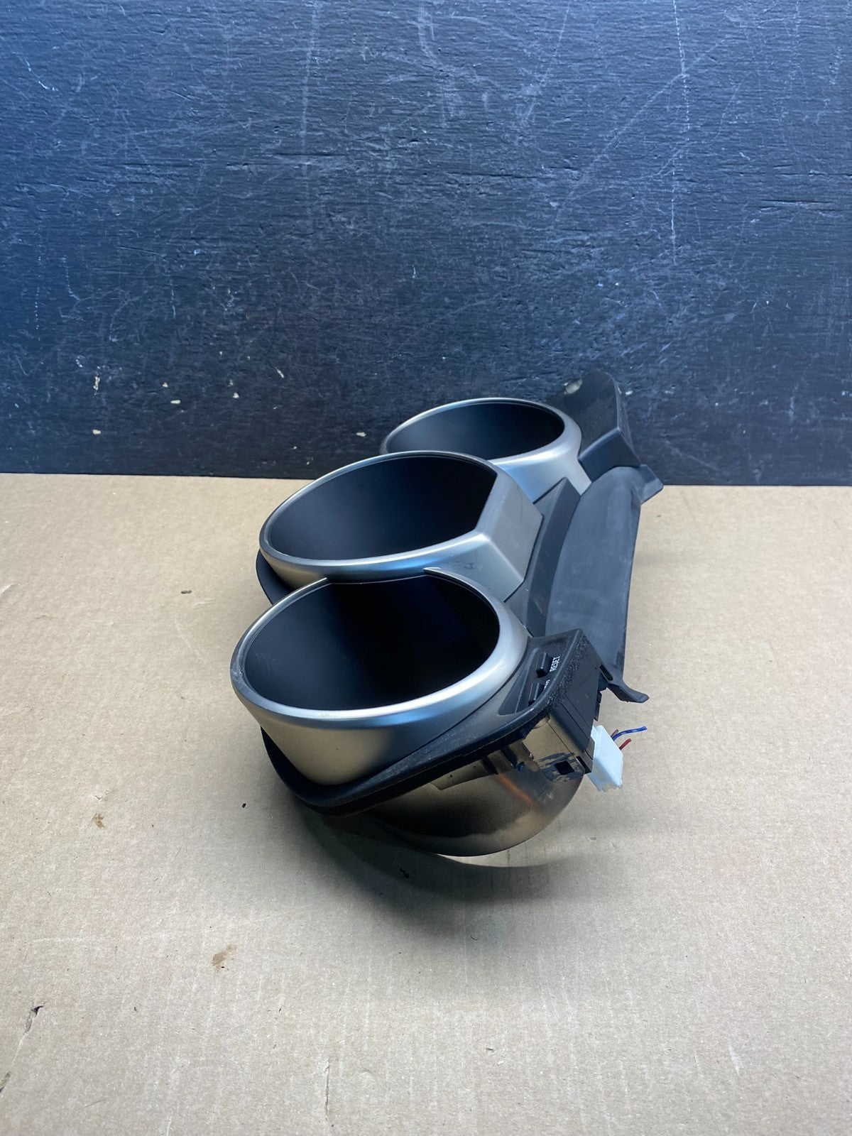 2002 - 2005 Lexus SC430 Front Cluster Speedometer Bezel Trim AG4015 DG1