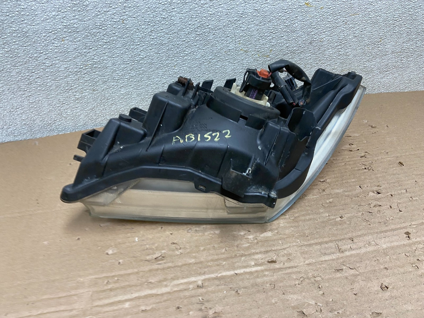 2005 to 2007 Nissan Pathfinder Halogen Headlight Right Passenger Oem AB1522 DW7