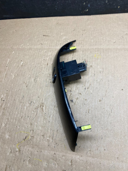 2004 to 2010 Toyota Sienna Switch Key Light Indicator Bezel Trim T4693 DG1