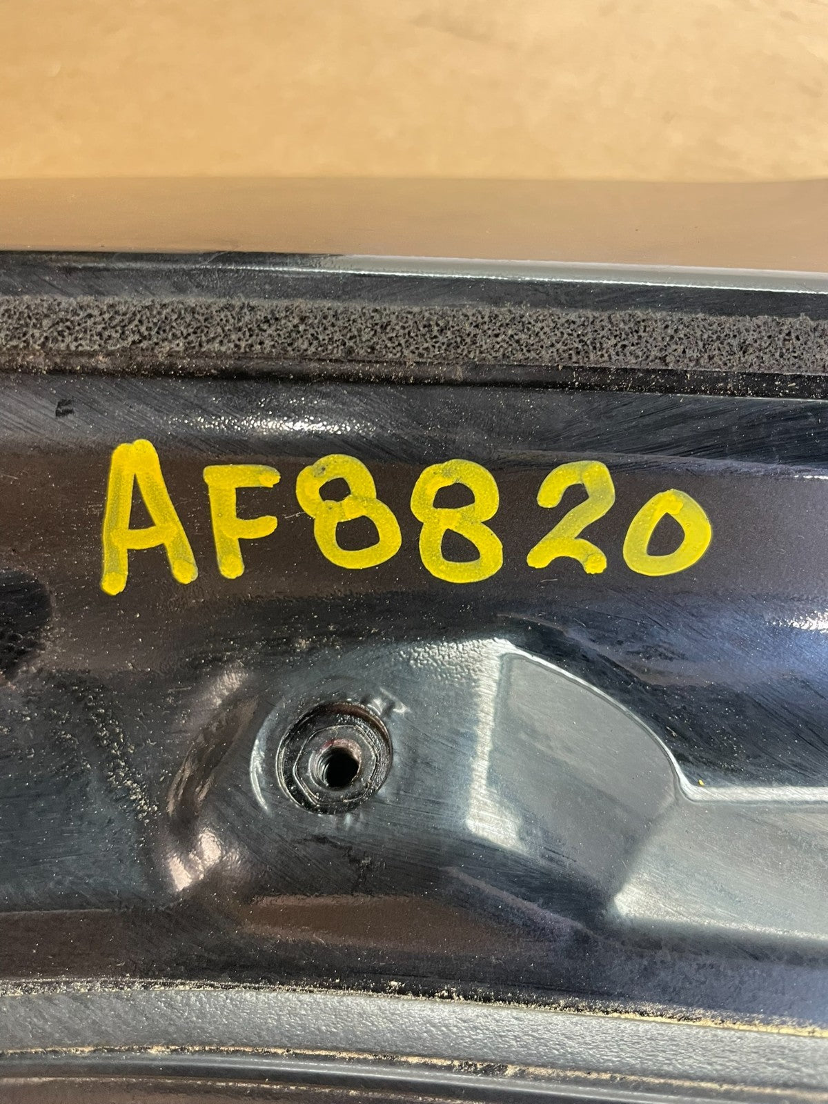 2015 to 2020 Kia Sedona Rear Trunk Spoiler Wing AF8820 DG7
