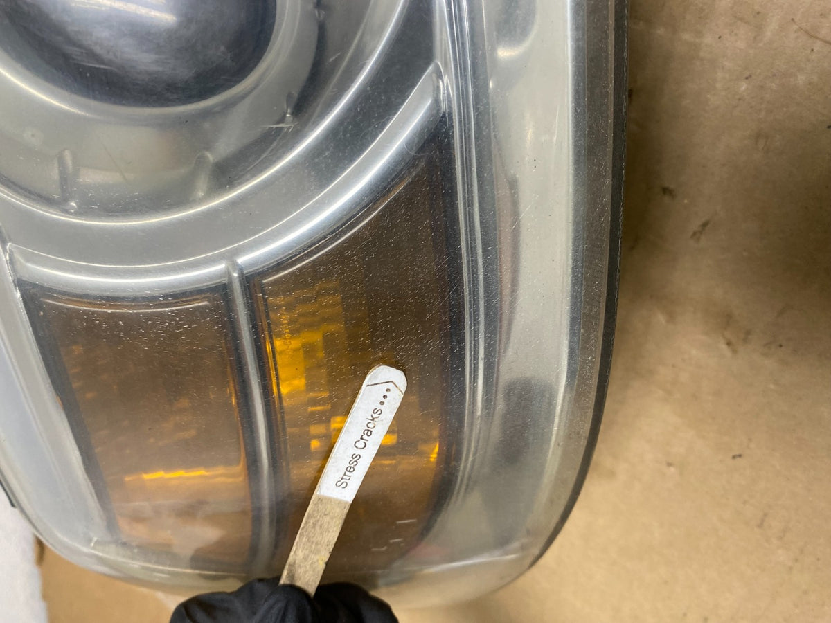 2004 2005 2006 Acura MDX Right Passenger RH Headlight Halogen AG9231 DW4