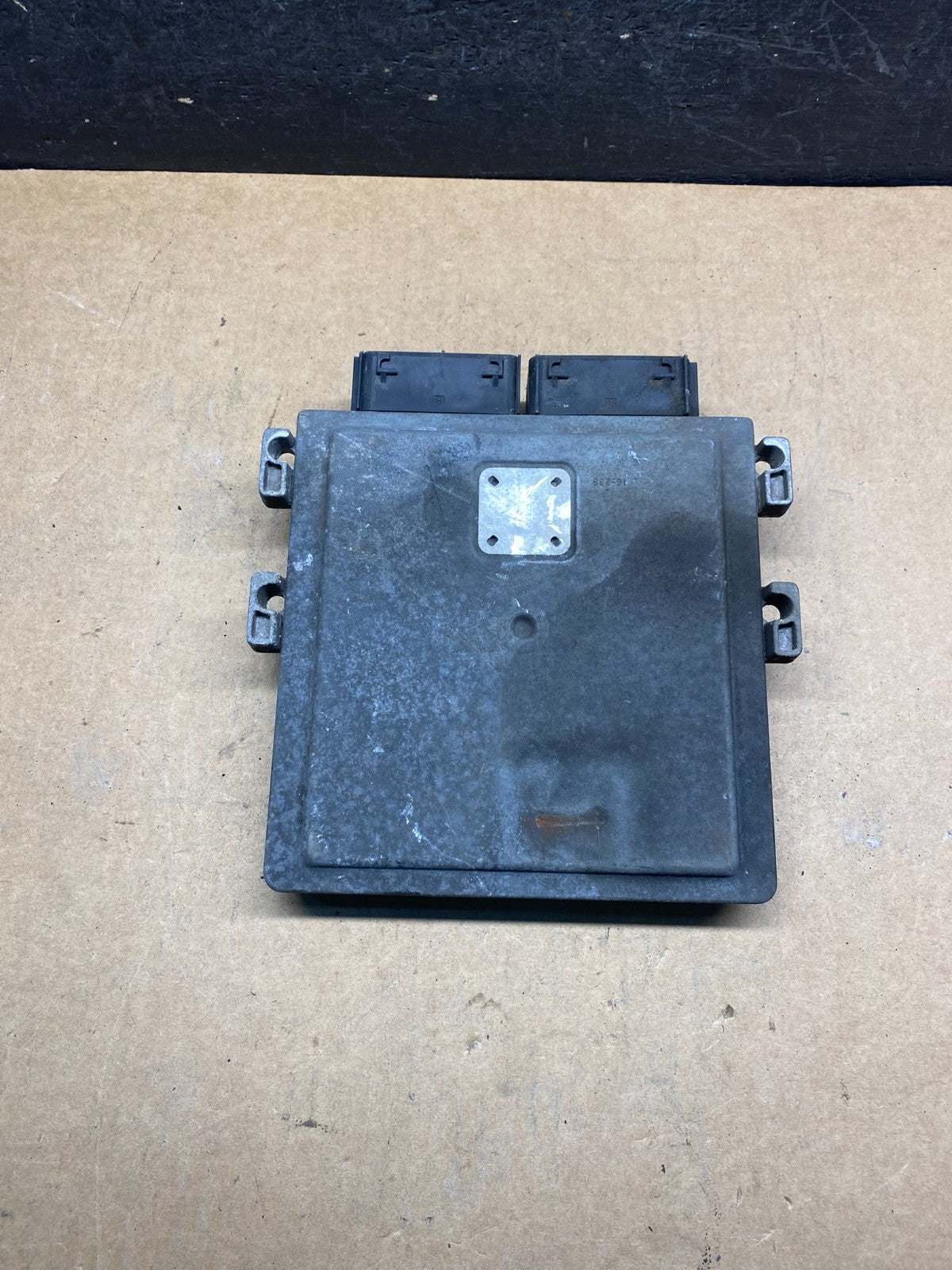 2015 Ford Econoline E-Series Engine Control Module Computer ECU ECM ah7008 DG1