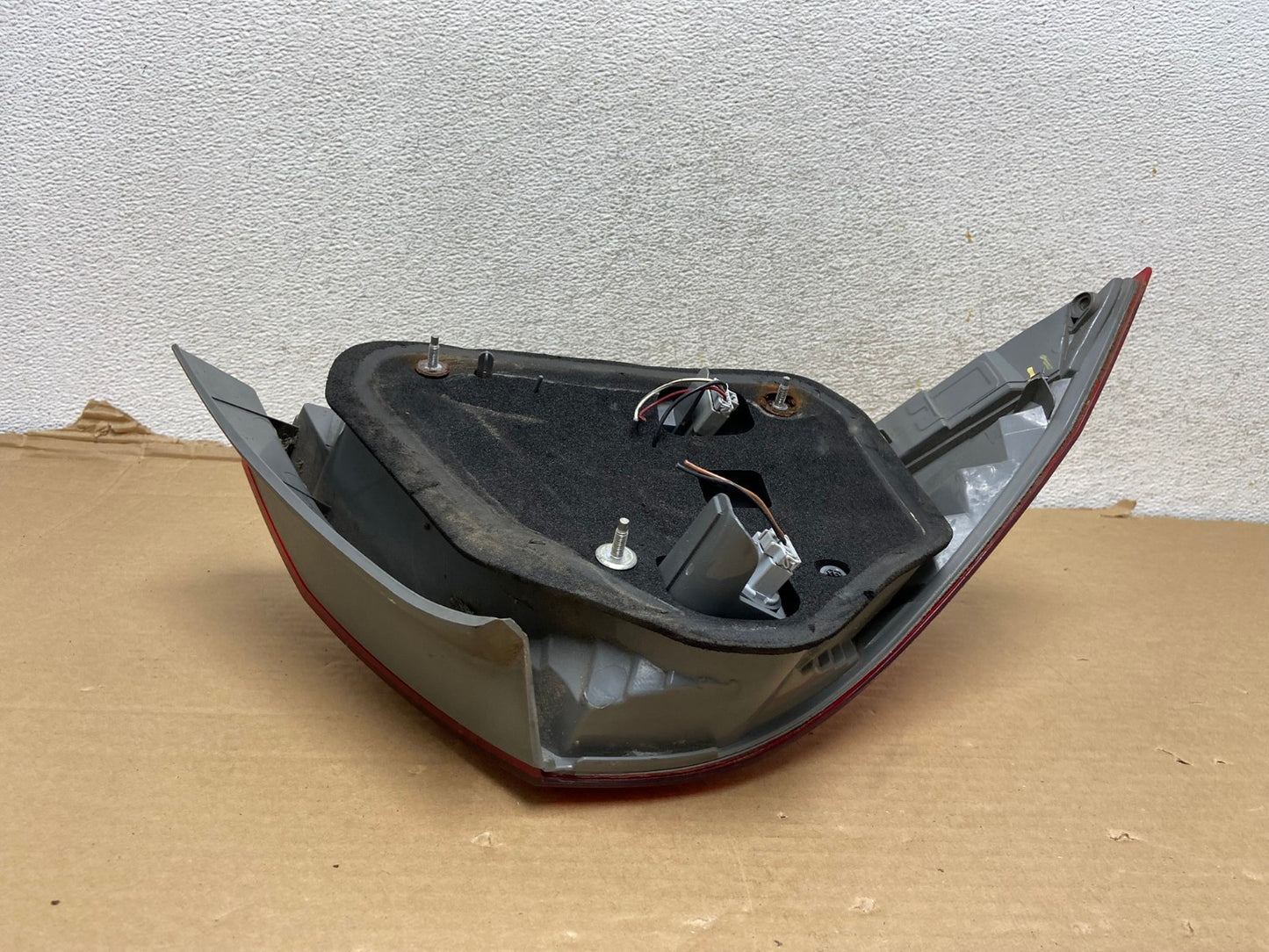 2006 - 2007 Honda Accord Right Passenger Side Tail light AG9154 LK7