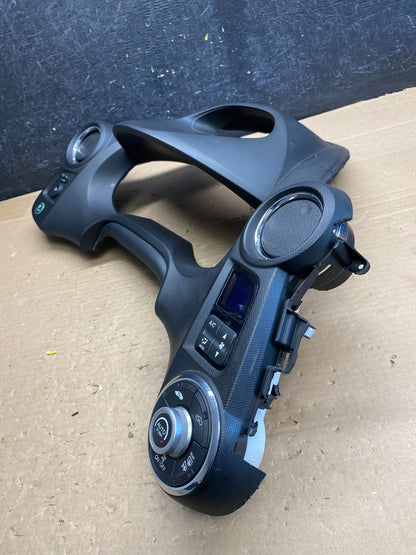2010-2014 Honda Insight Speedometer Instrument Cluster Dash Trim AG6452 DG2