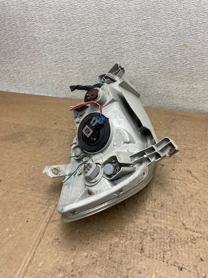 2003 to 2004 Toyota Corolla Left Driver LH side Headlight Oem Y7072 DW11
