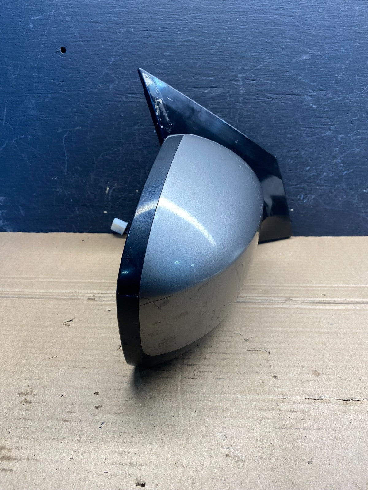 2009 to 2014 Nissan Murano Right Passenger Side View Door Mirror AE8112 DG11