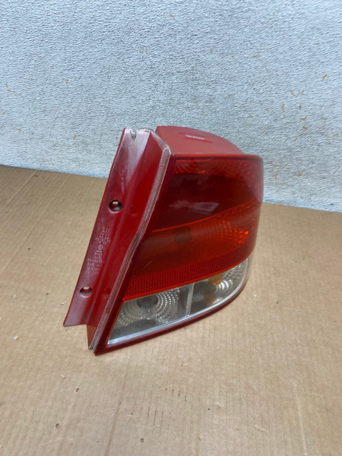 2004 2005 2006 Chevrolet Aveo Sedan Right Passenger RH Tail Light AI8382 LK2