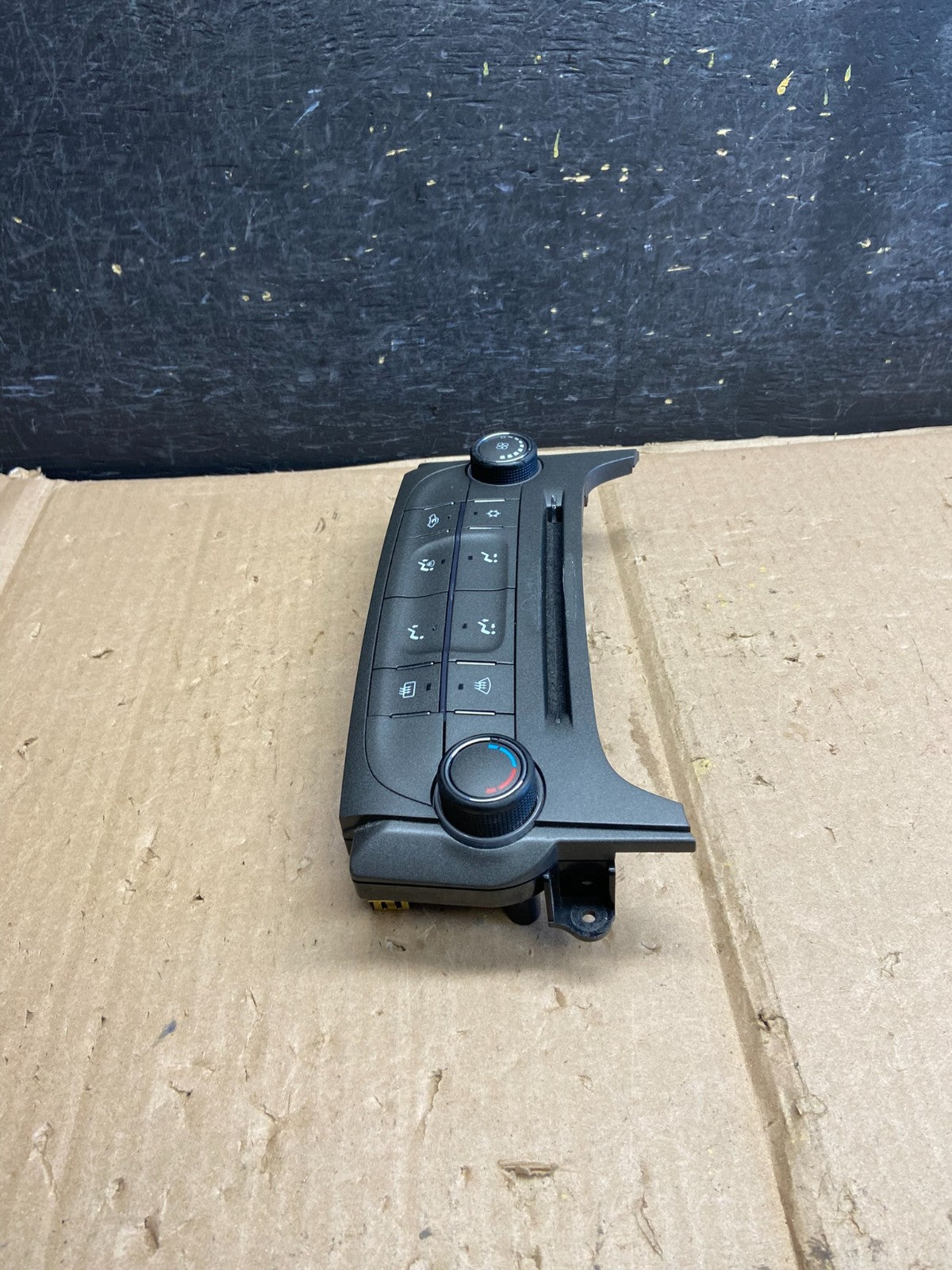 2013 Chevrolet Malibu AM FM Radio Control Panel AI2778 DG2