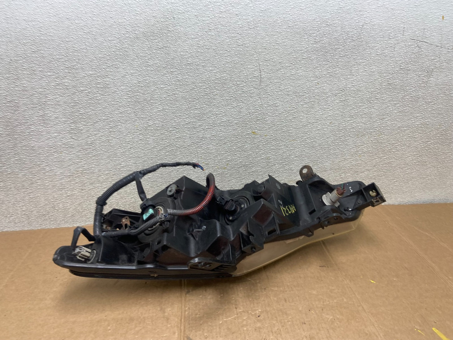 2011 to 2014 Nissan Murano Headlight Right Passenger Rh Oem Halogen AA1321 DW5