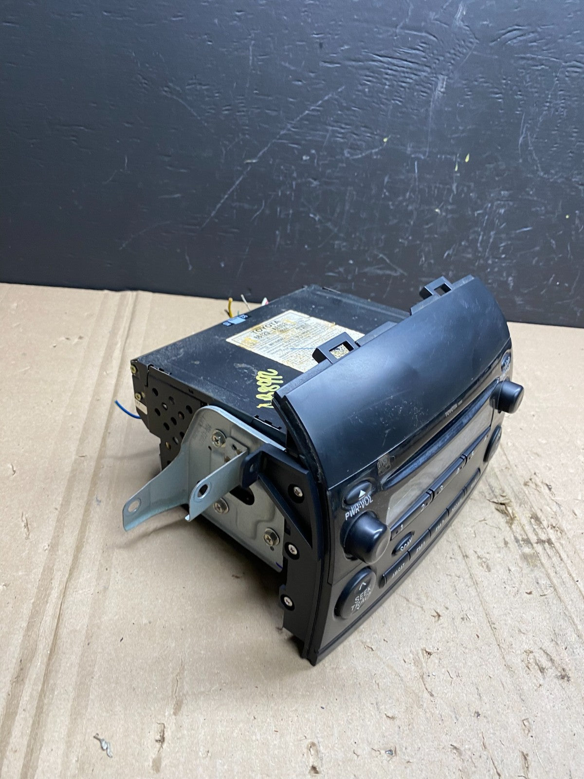 2004 to 2010 Toyota Sienna AM FM CD WMA Mp3 Radio Receiver Oem AB8992 DG1