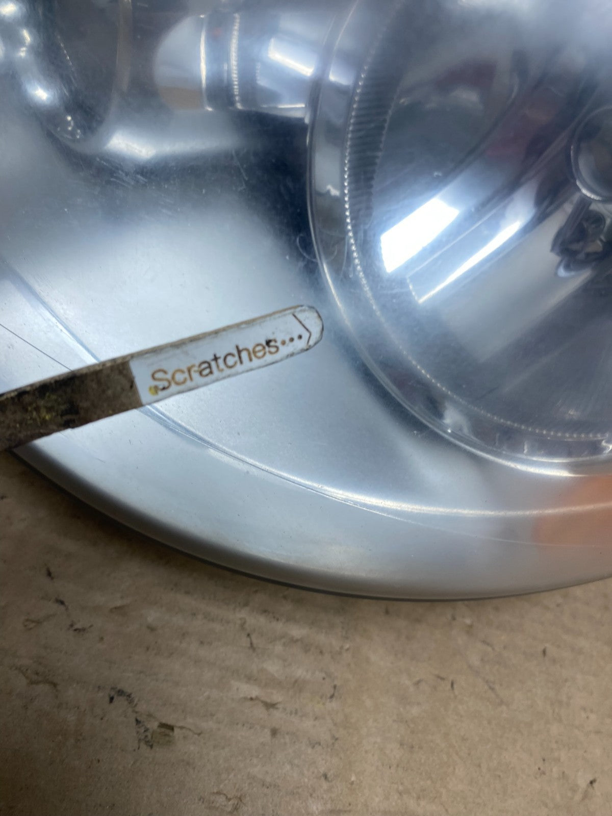 2008 to 2016 Chrysler Town and Country Left Driver Lh Side Headlight AH9481 DW3